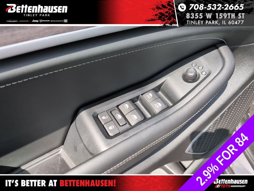 New 2026 Baltic Gray Metallic Clear-Coat Exterior Paint Jeep Limited Reserve image 19