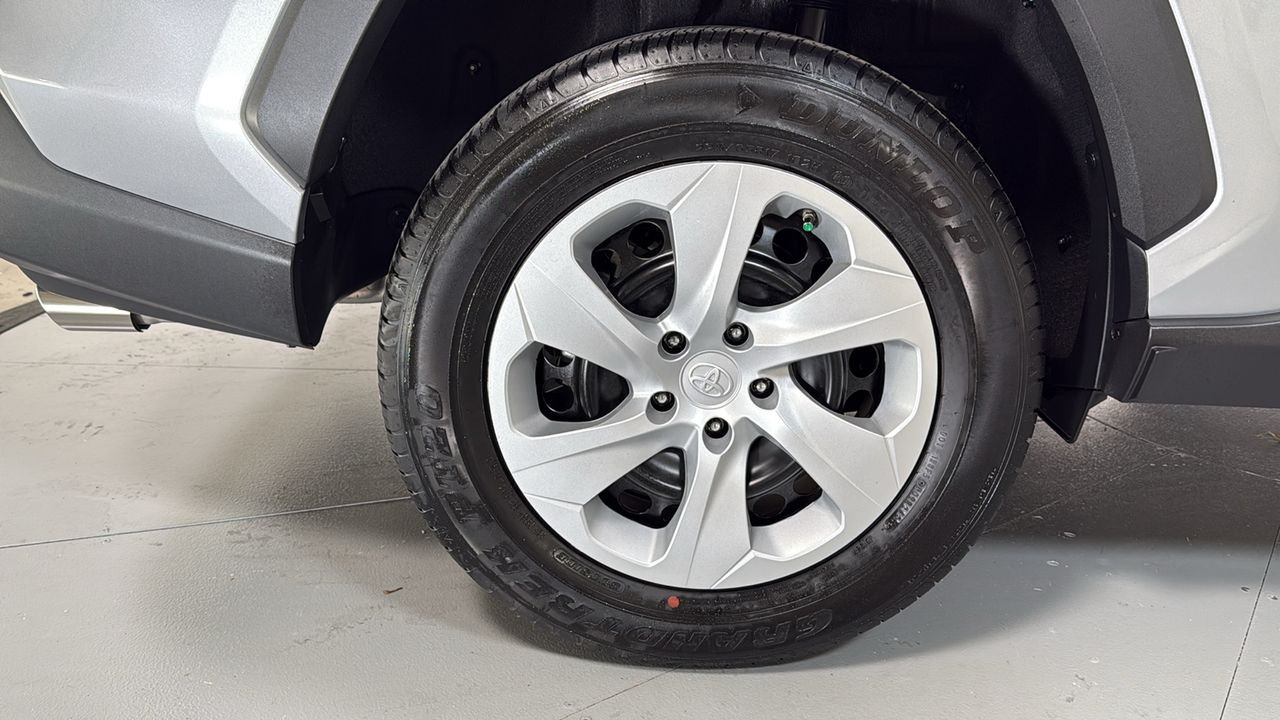 Certified Used 2025 Silver Toyota LE image 22