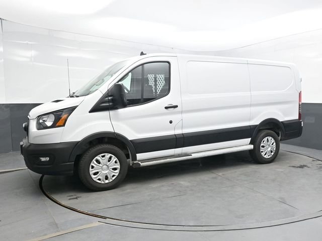 Used 2025 White Ford Base image 3