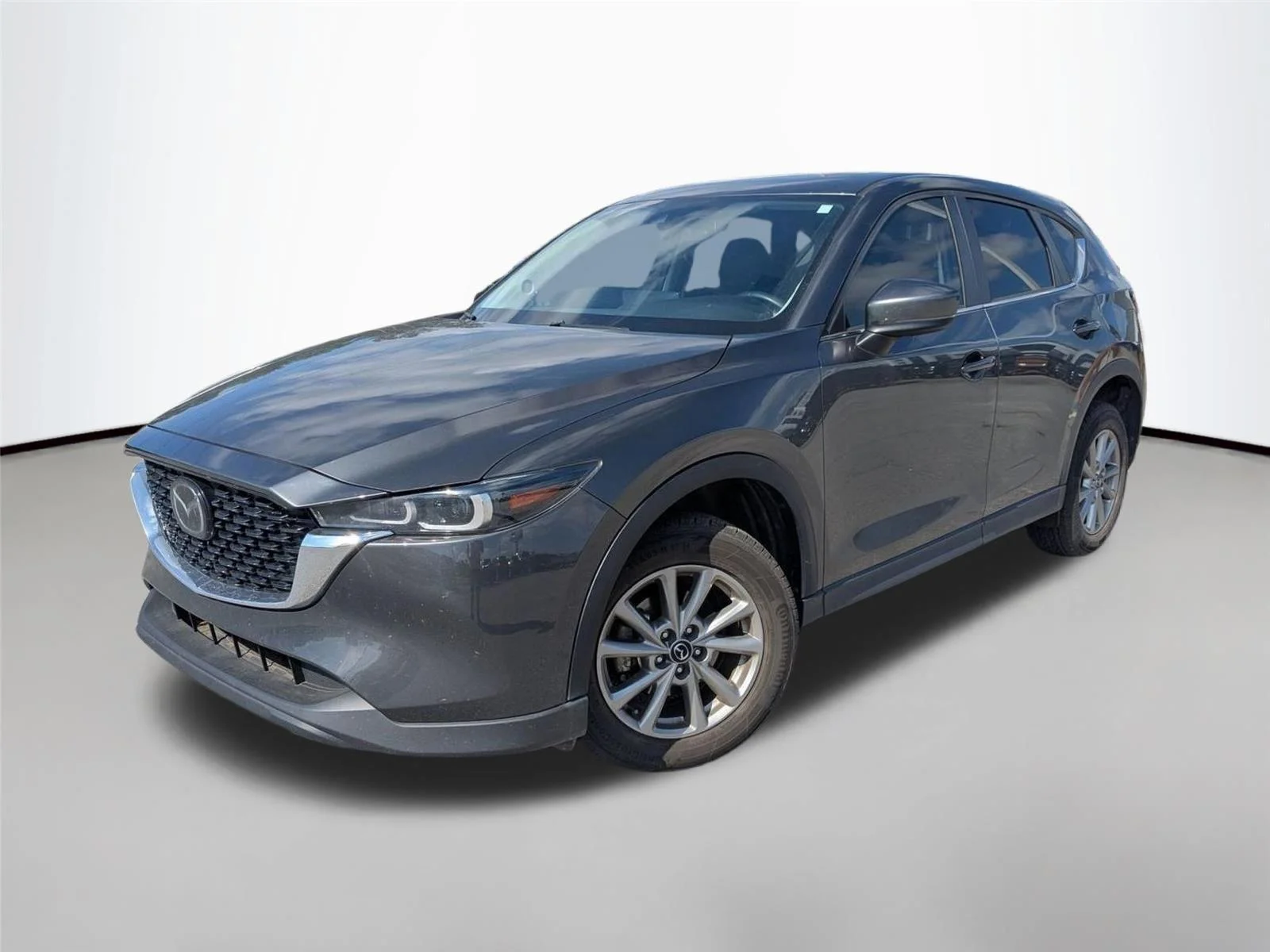 2023 Mazda CX-5 S Preferred package Auto AWD's photo