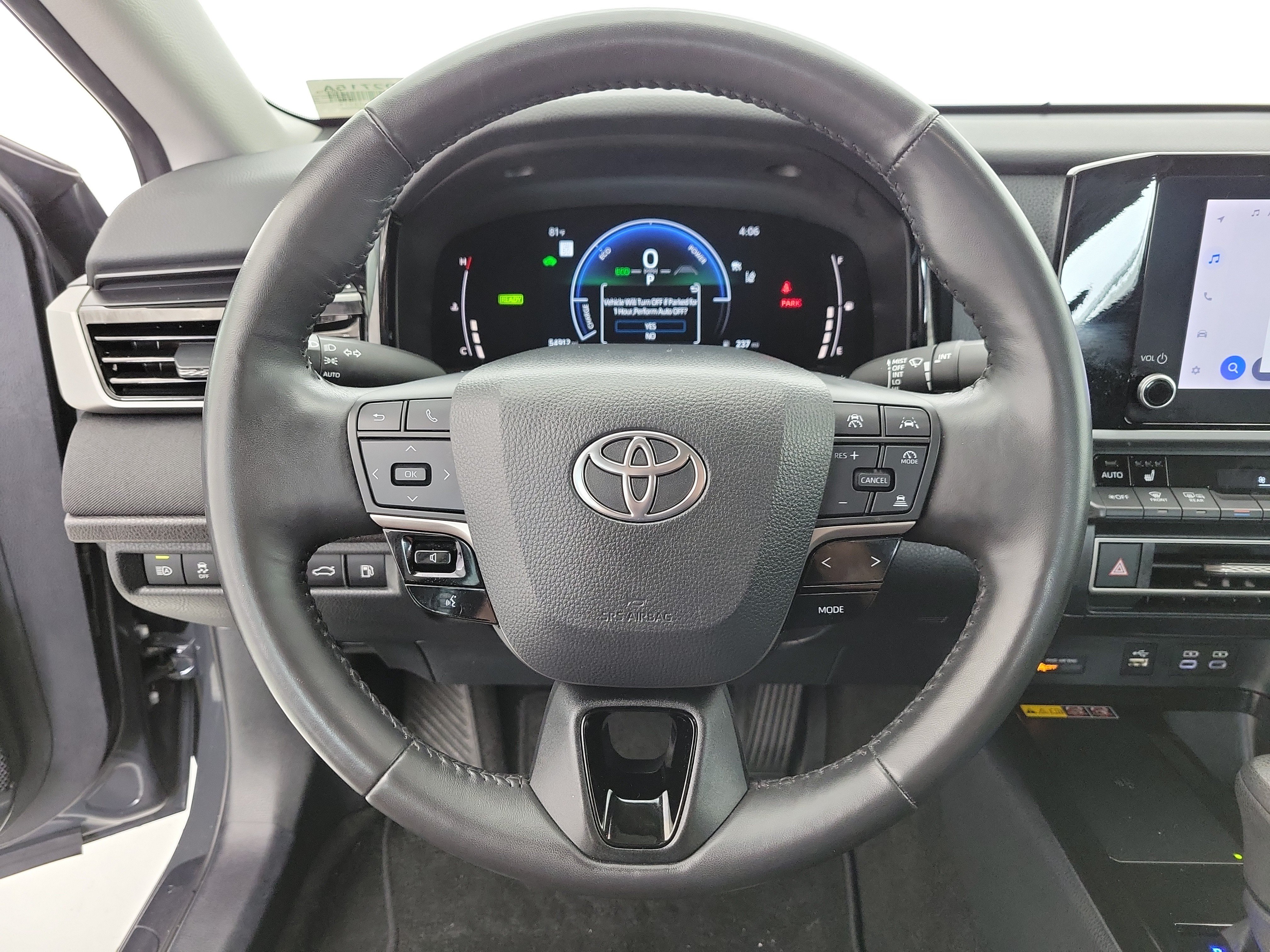 Used 2025 Underground Toyota LE image 22