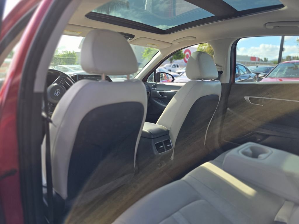Used 2020 Red Hyundai SEL image 16