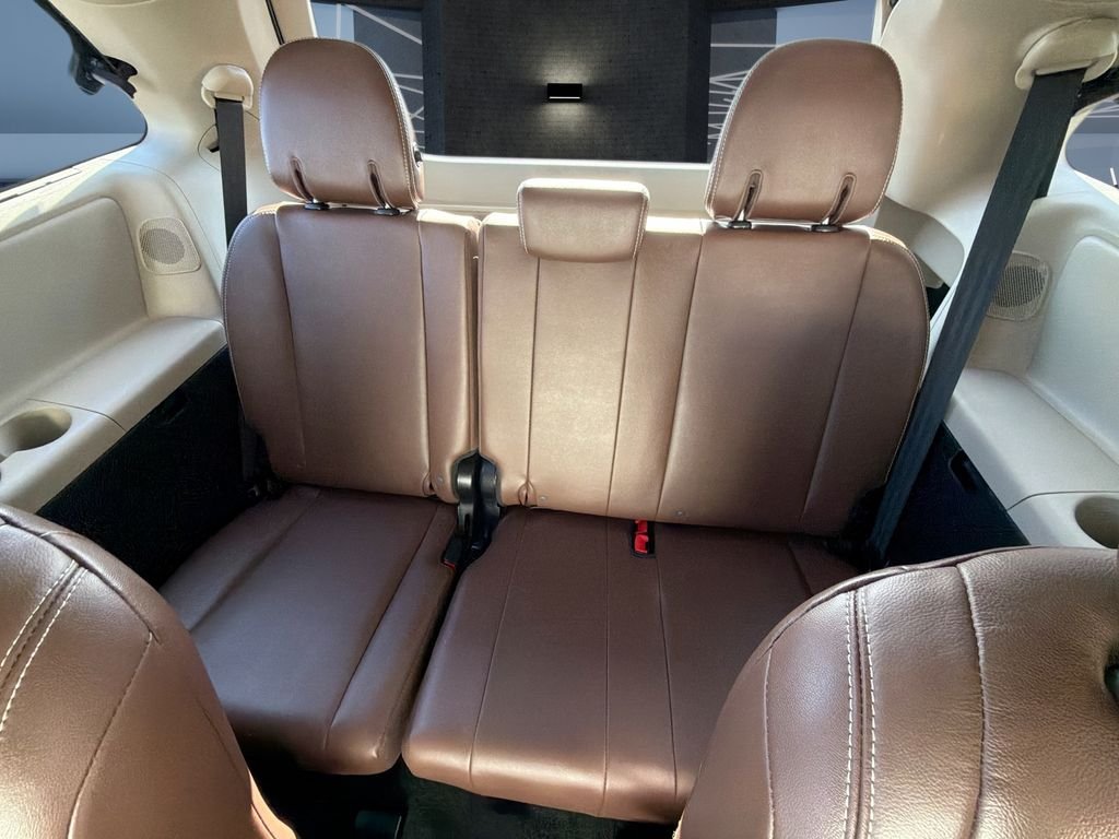 Used 2017 Silver Toyota Limited image 26