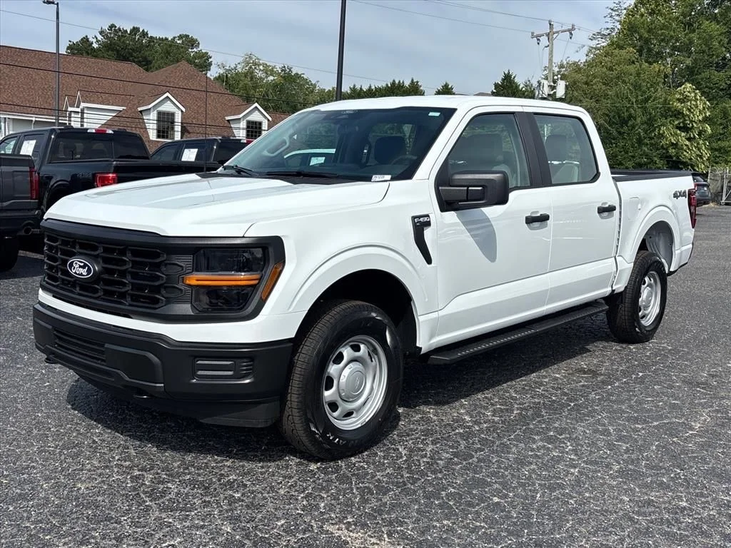 New 2026 Oxford White Ford XL image 3