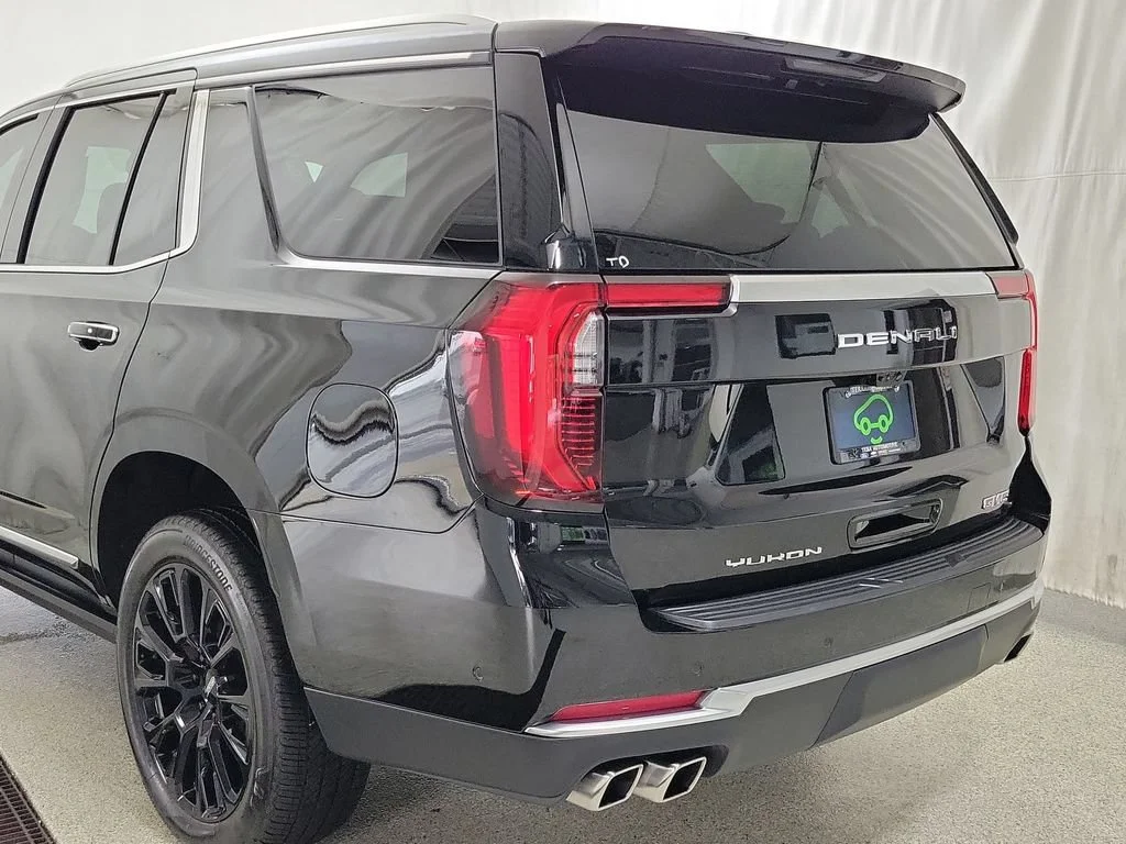 2025 GMC Yukon Denali - Photo 7