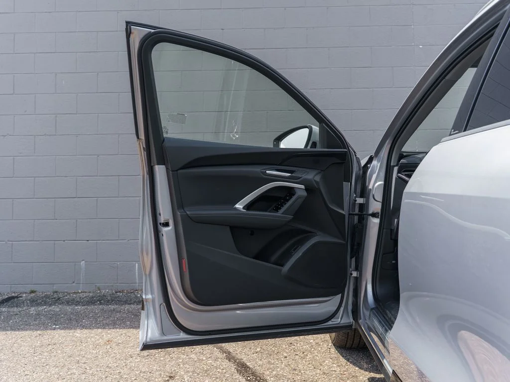 Used 2025 Silver Audi  image 15