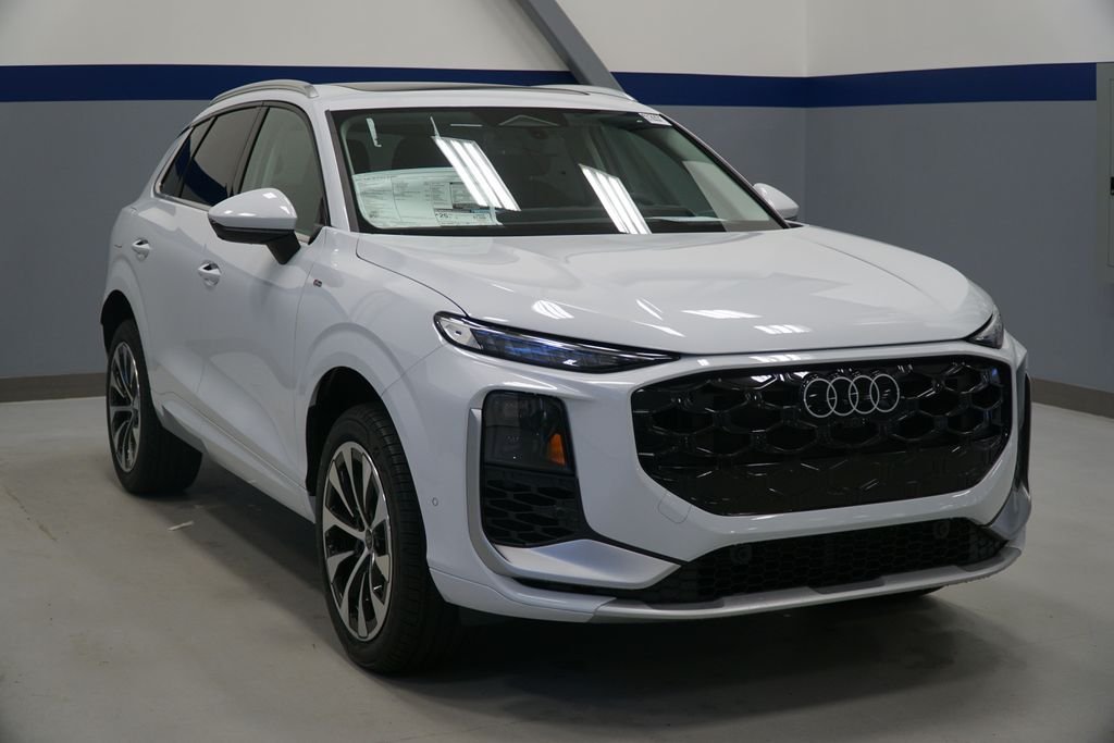 2026 Audi Q3 Base