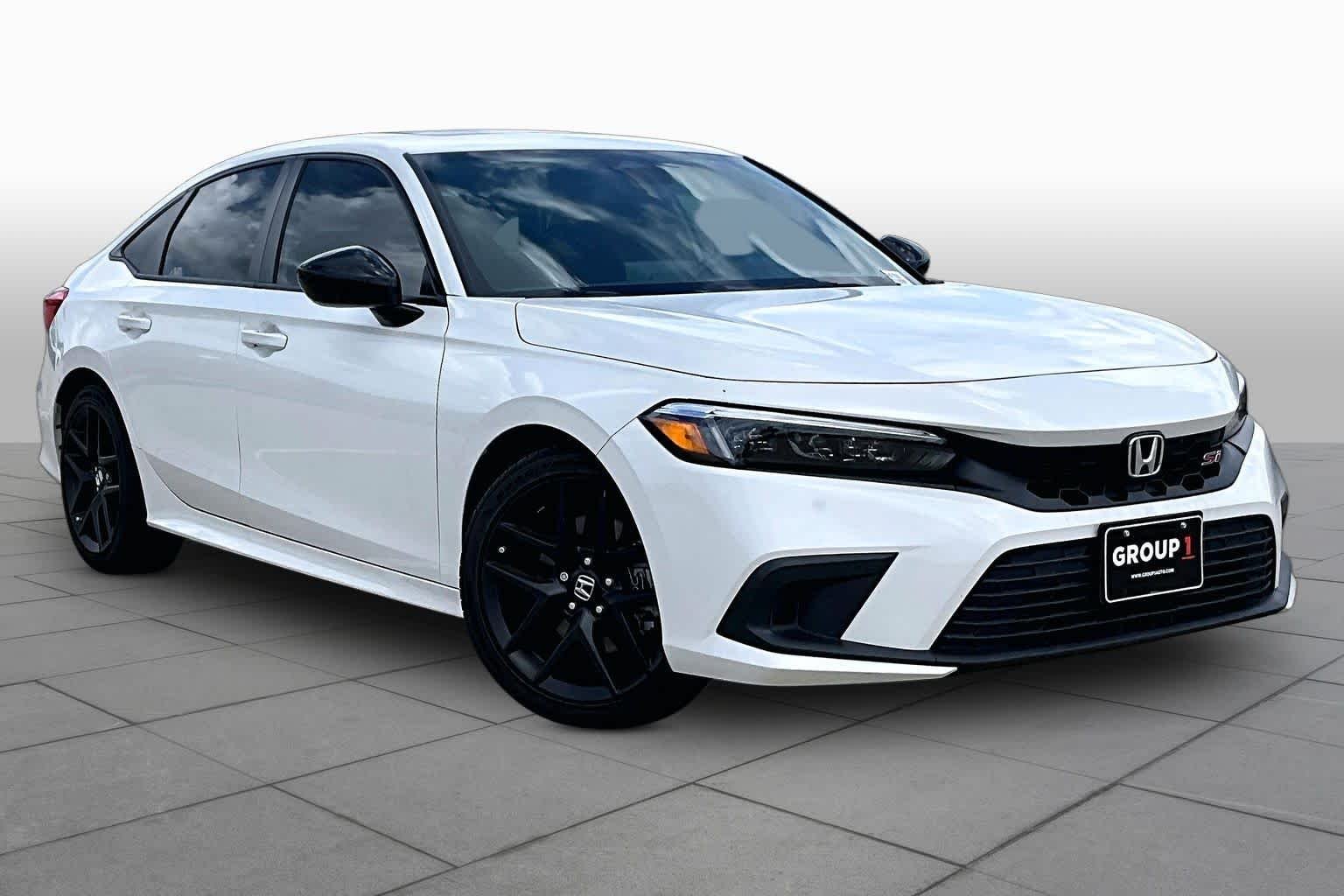 Used 2024 Platinum White Pearl Honda  image 4