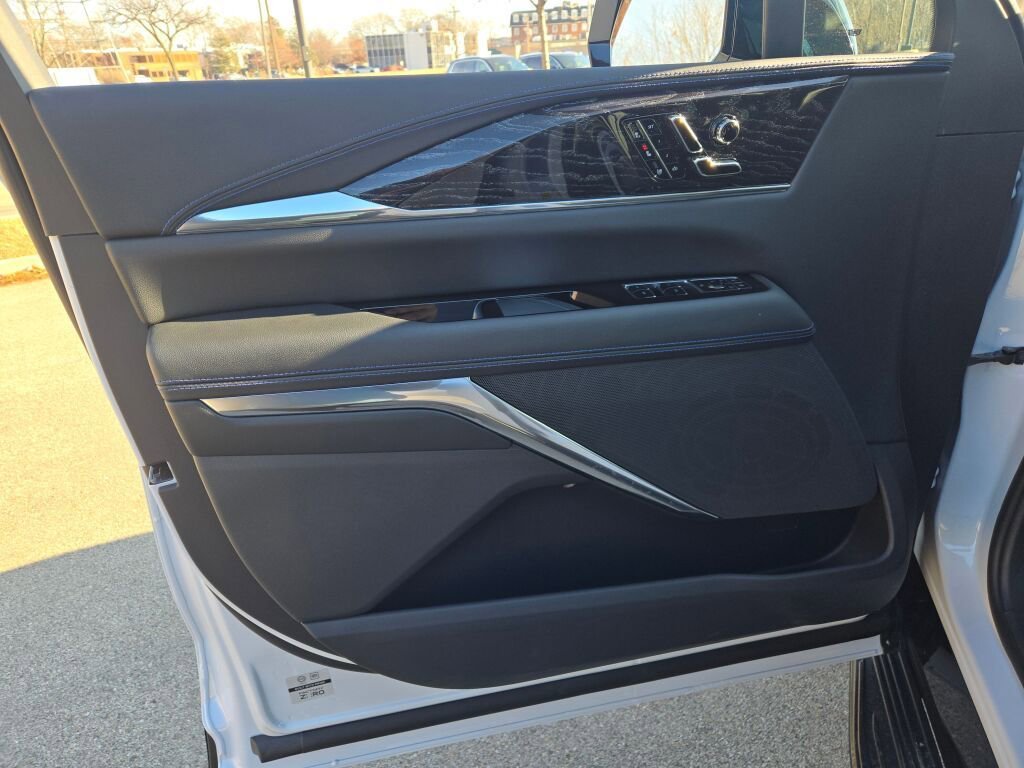 2026 Cadillac Escalade IQ Luxury - Photo 21