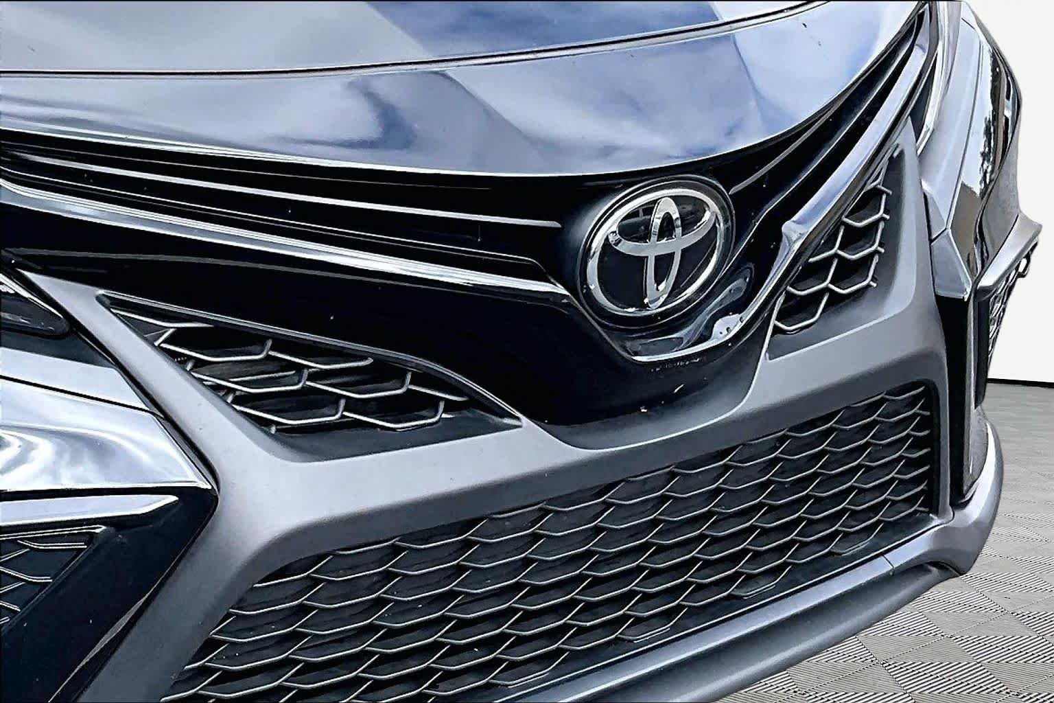 Used 2024 Midnight Black Metallic Toyota SE image 30