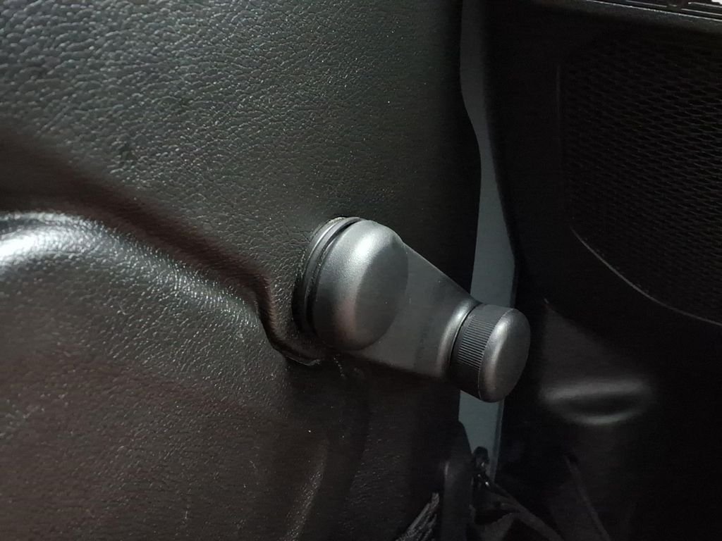 Used 2024 Anvil Clearcoat Jeep Sport image 20