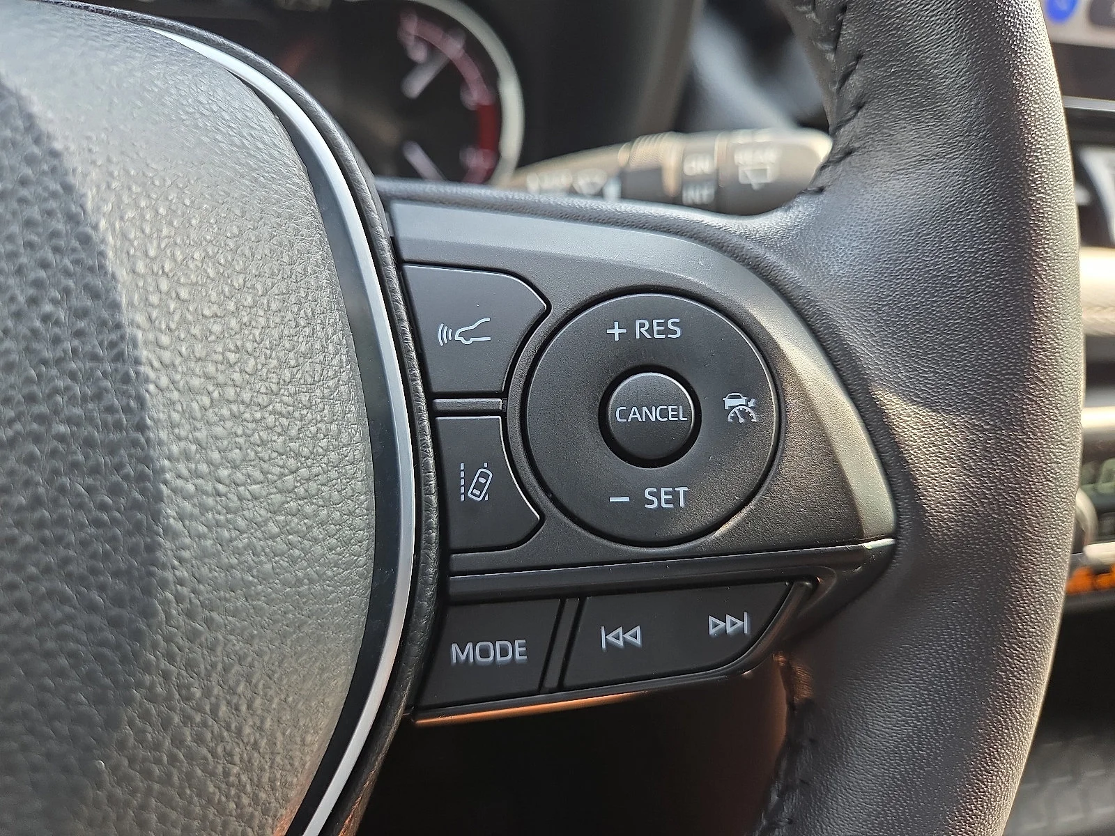 Used 2024 Midnight Black Metallic Toyota XLE Premium image 16