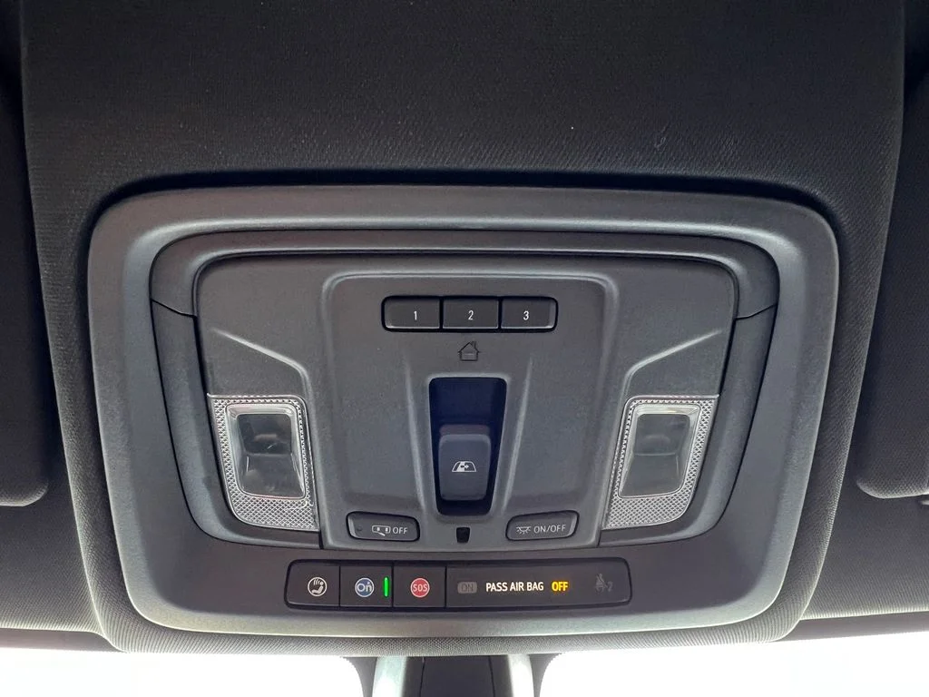 Used 2021 Black GMC AT4 image 33