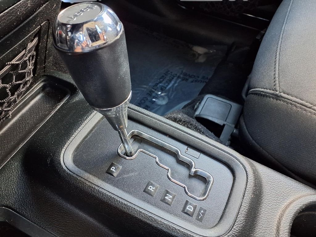 Used 2017 Black Jeep Sport image 19