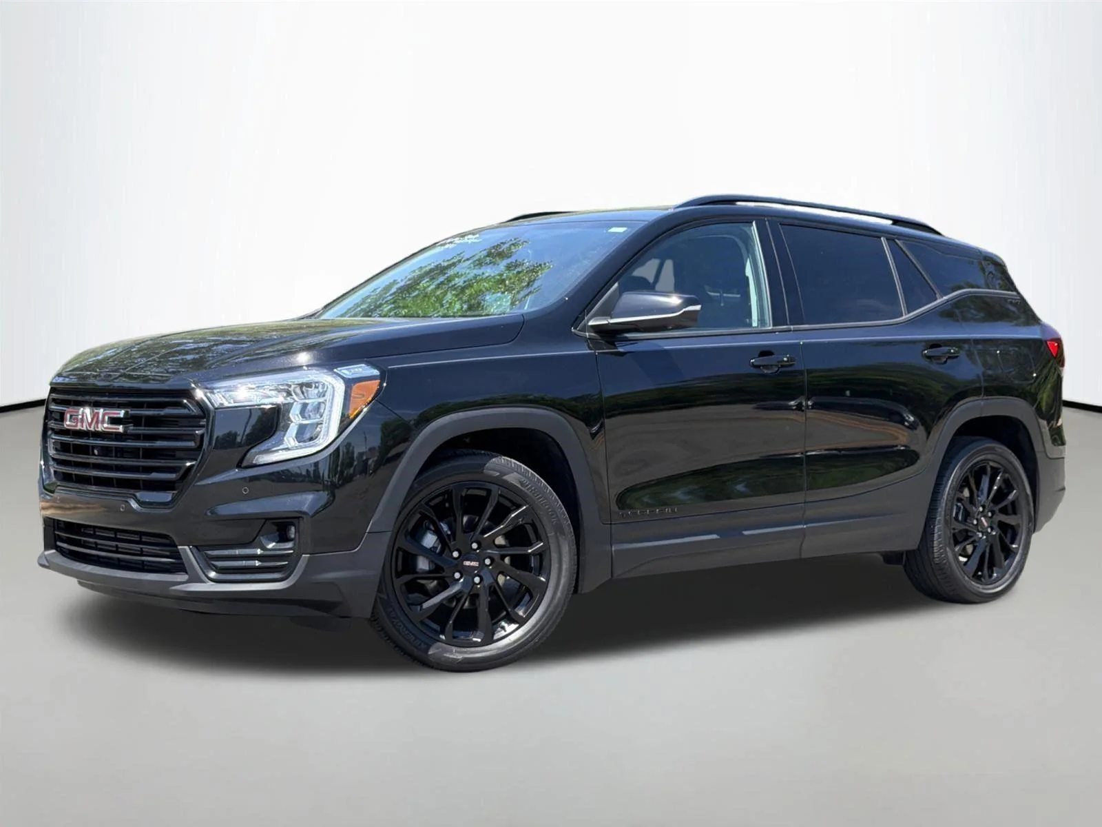 2023 GMC Terrain SLT FWD's photo