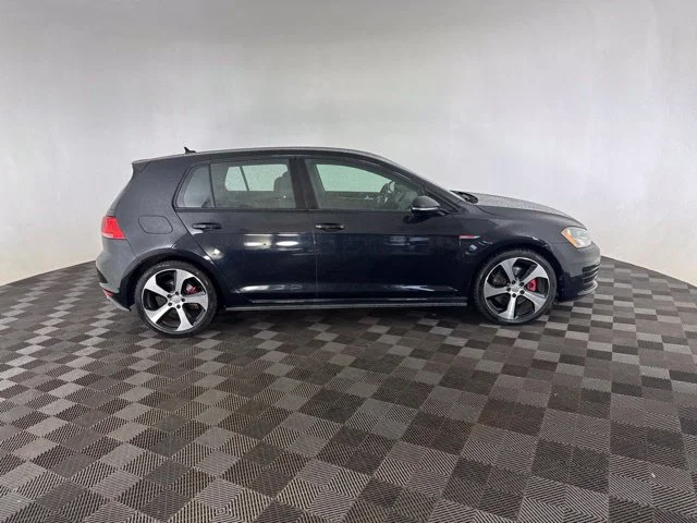 Used 2017 Black Volkswagen S image 9