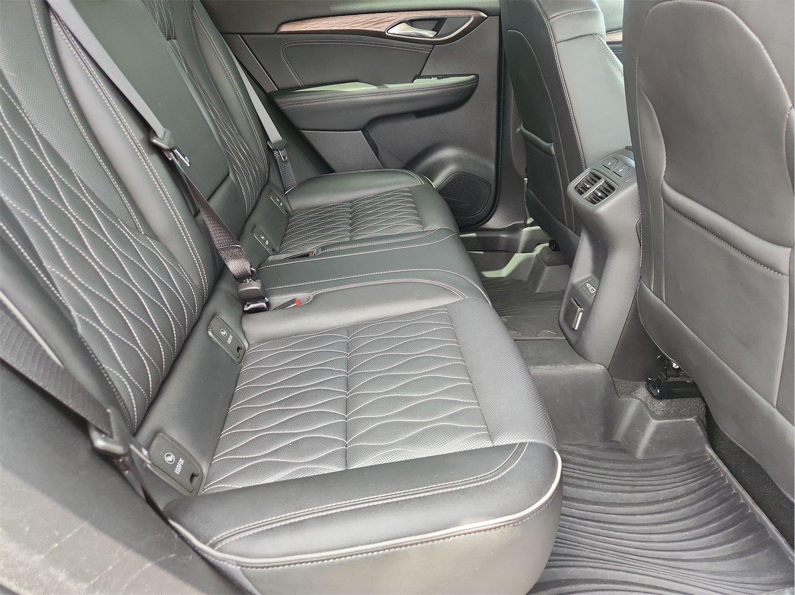 2022 Buick Envision Avenir - Photo 28