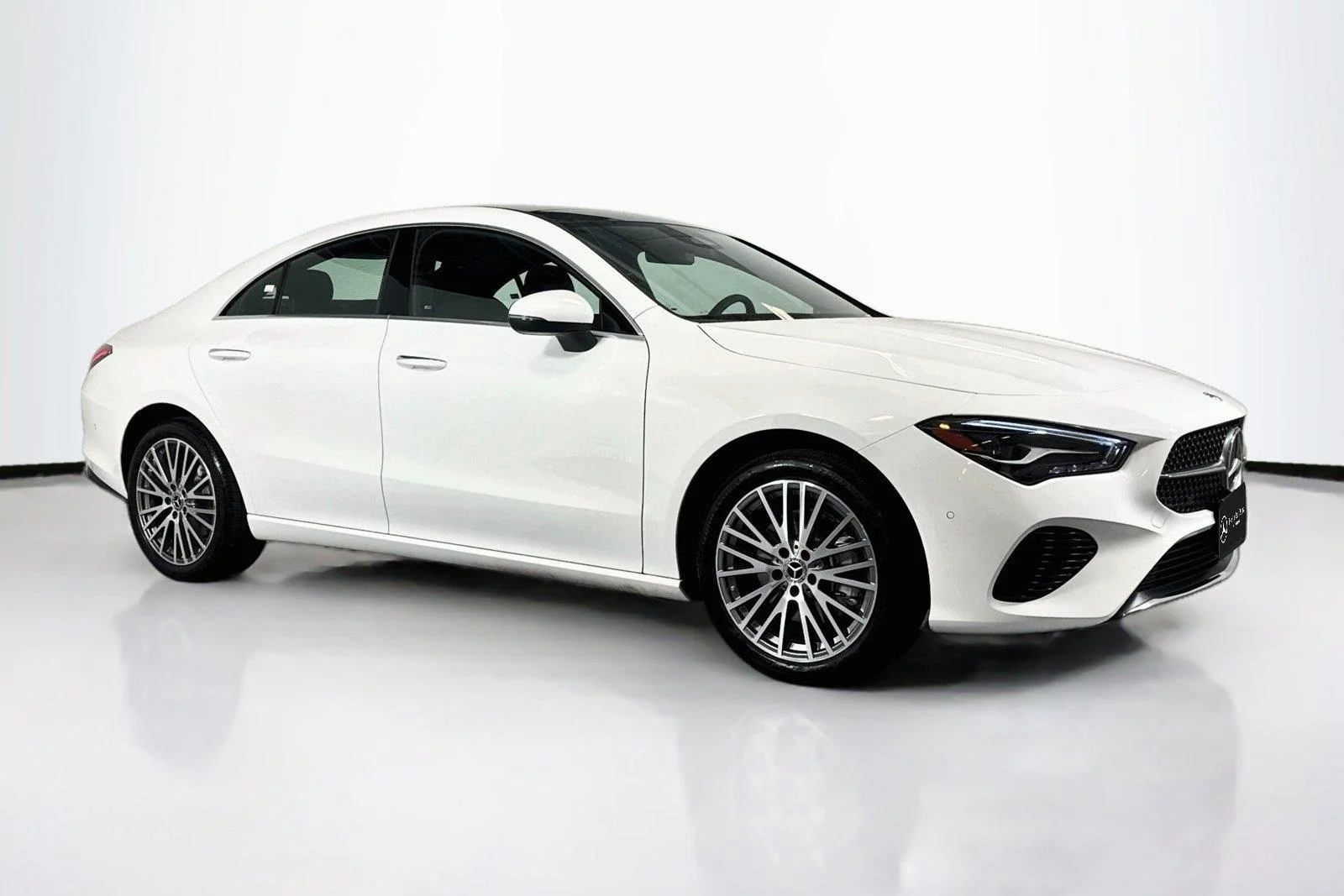 Used 2026 Polar White Mercedes-Benz CLA 250 image 3