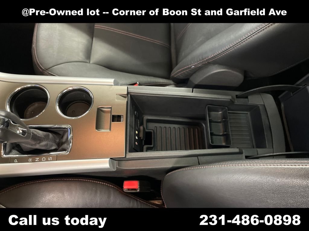 Used 2013  Ford SEL image 25