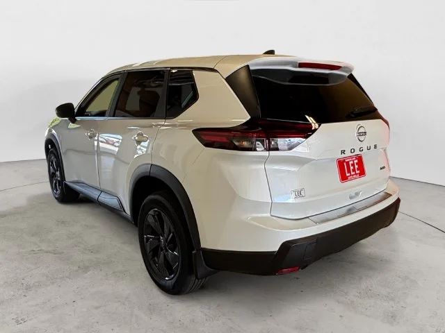 New 2026 White Nissan SV image 3