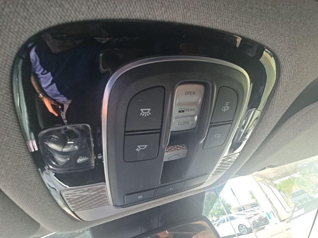 Used 2021 Blue Hyundai Limited image 21