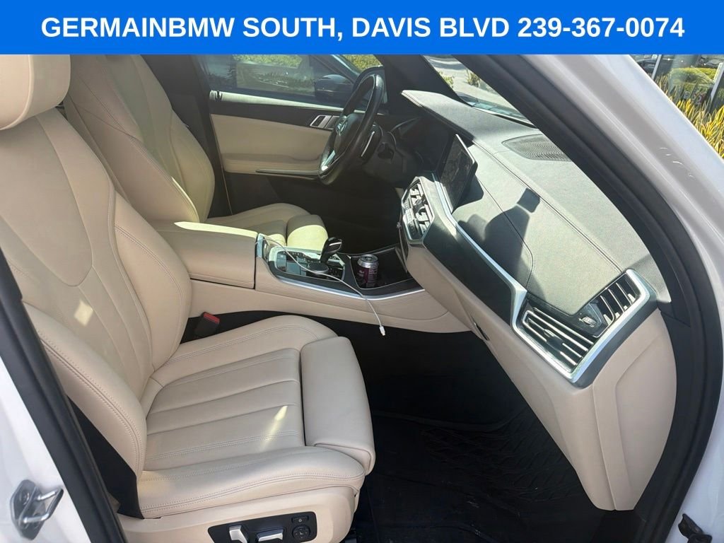 Used 2022 Alpine White BMW xDrive40i image 16