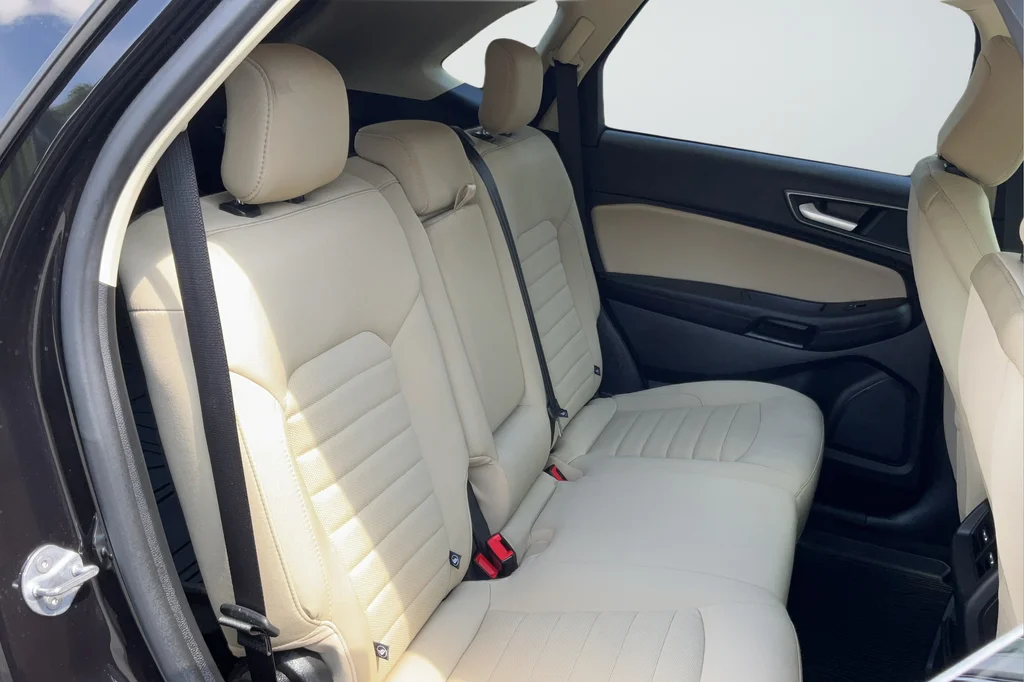 2024 Ford Edge SE - Photo 21