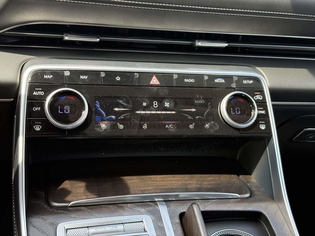 2024 GENESIS GV80 Standard - Photo 25