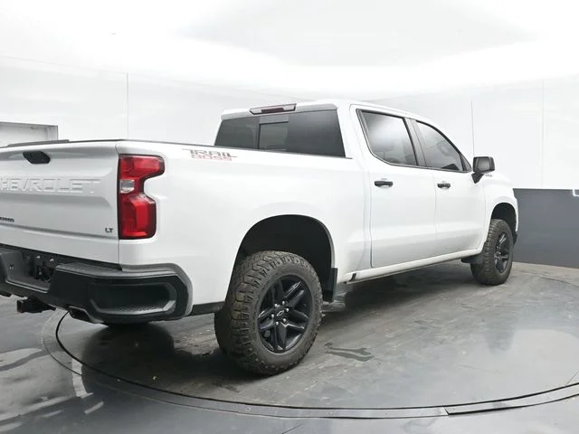 Used 2021 Summit White Chevrolet LT Trail Boss image 10