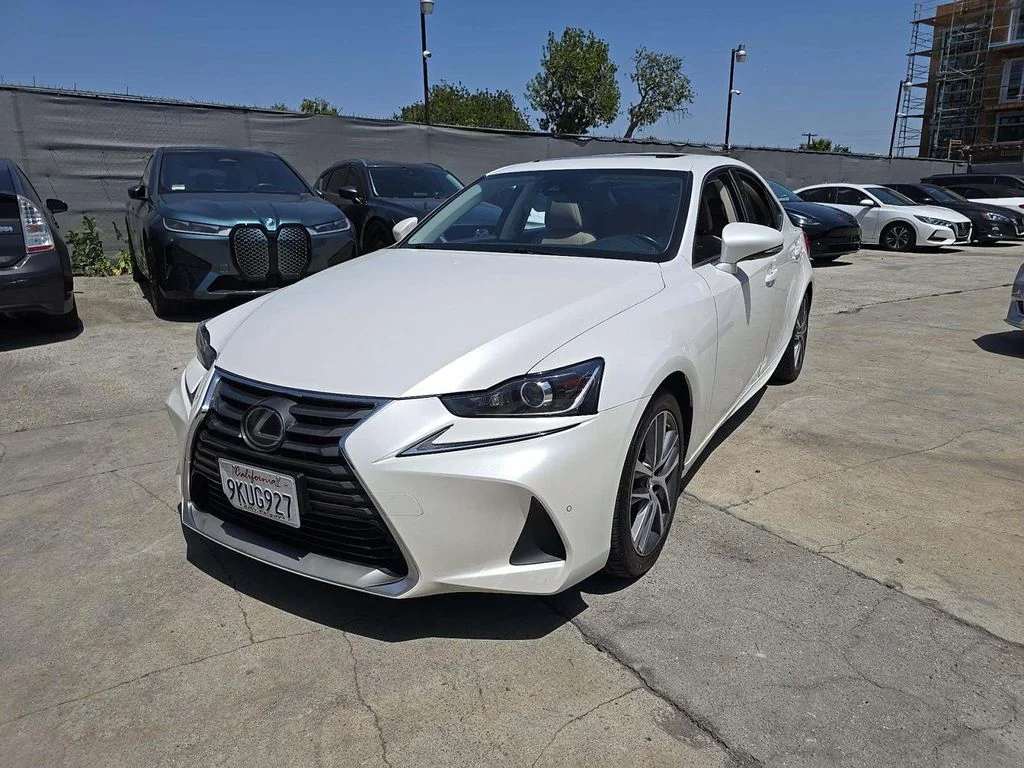 2020 Lexus Is