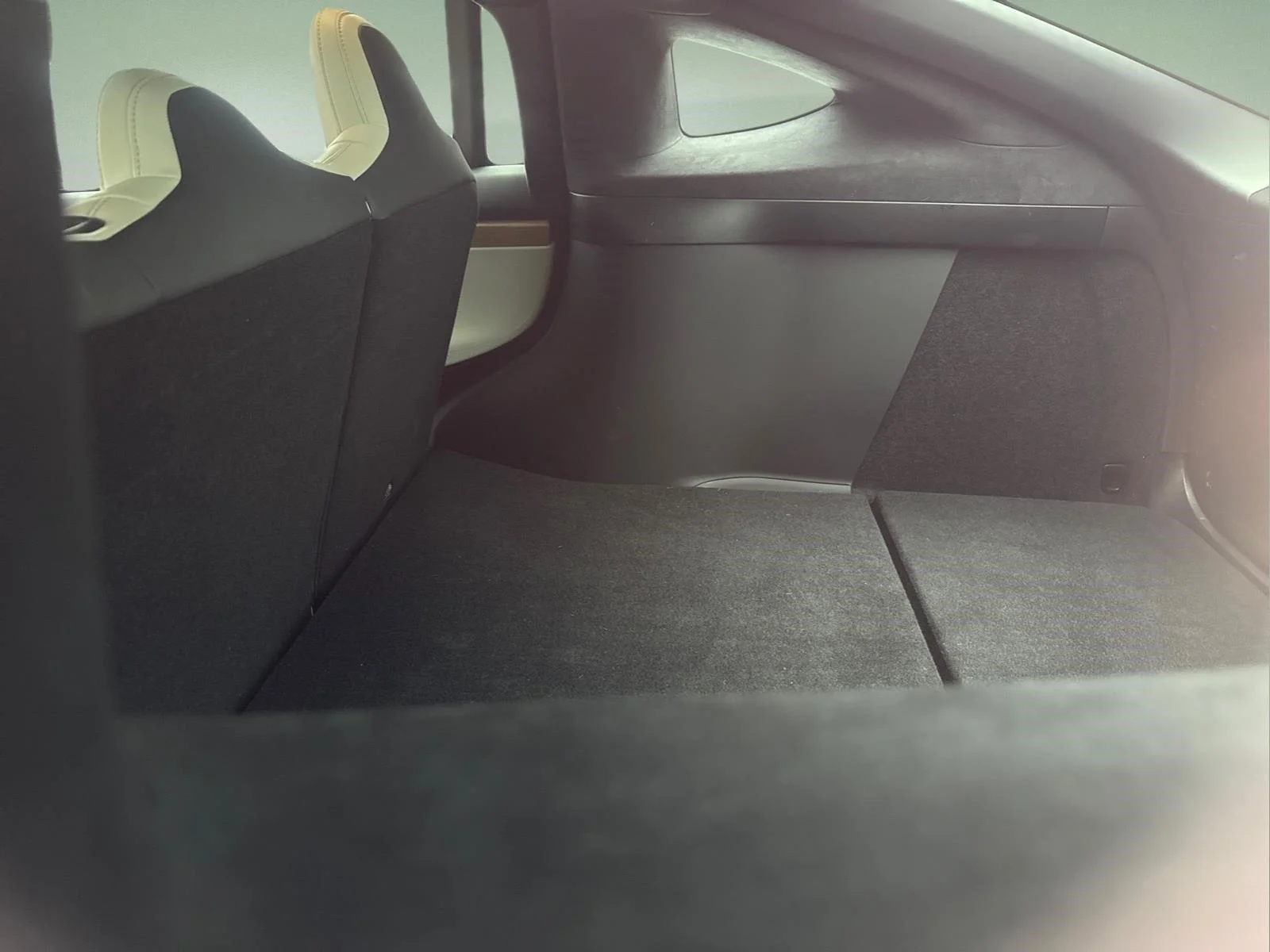 Used 2020  Tesla Long Range image 8