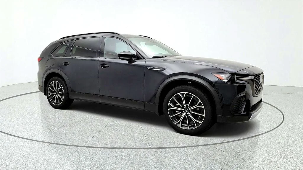 Used 2025 Jet Black Mica Mazda Premium Plus Package AWD image 3