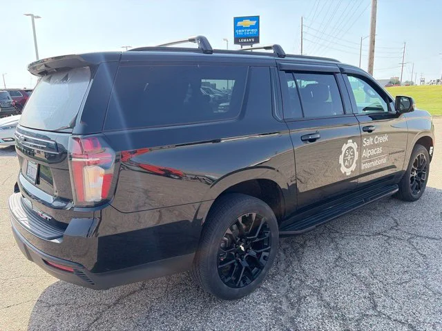Used 2023 Black Chevrolet RST image 3