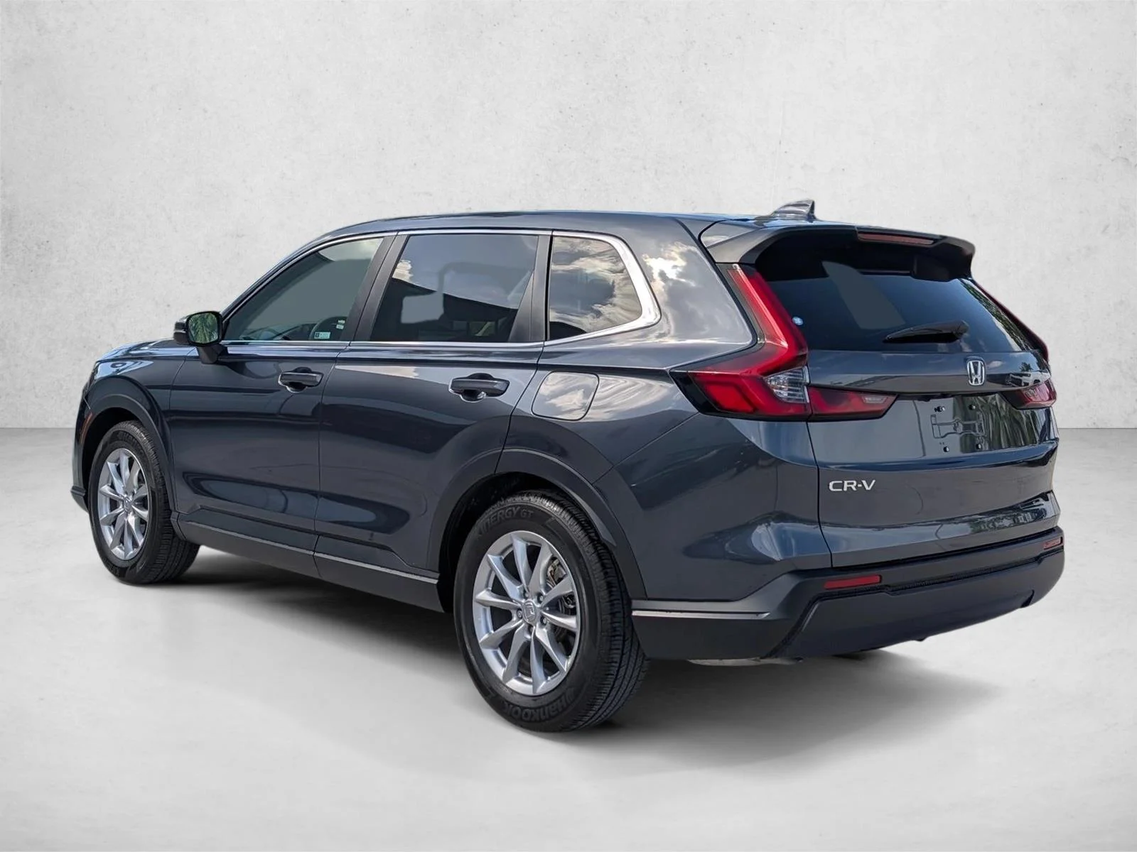 Used 2026 Meteorite Gray Metallic Honda EX image 3
