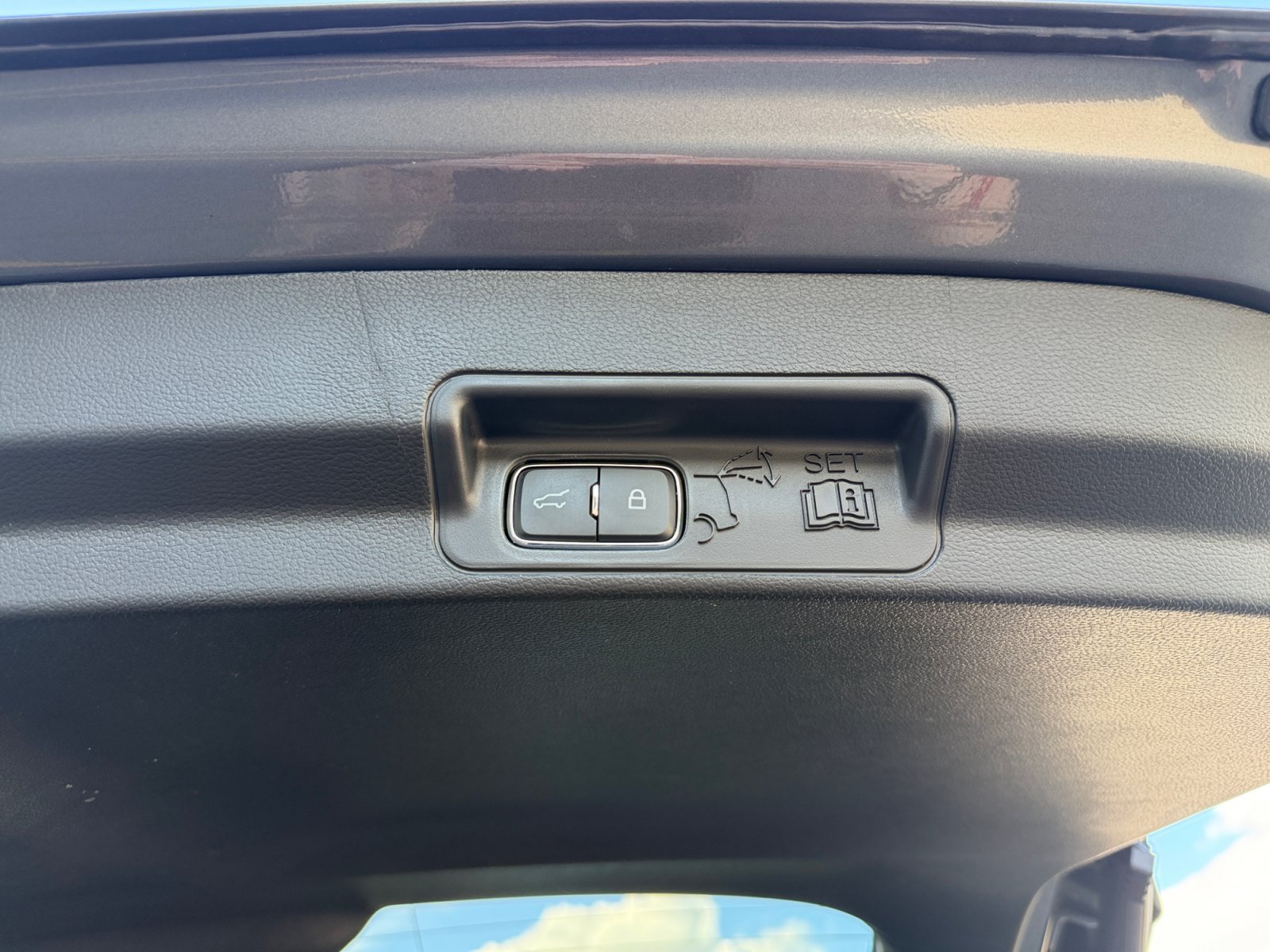 2025 Ford Explorer ST - Photo 39