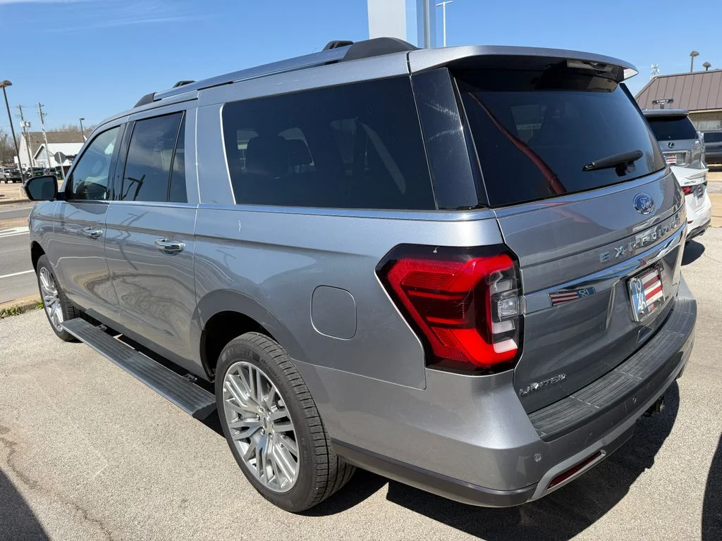Used 2024 Silver Ford Limited image 15