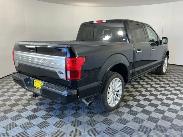 Used 2018 Shadow Black Ford Limited image 5