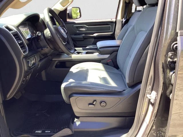 Used 2019 Crystal Metallic Ram Big Horn/Lone Star image 9