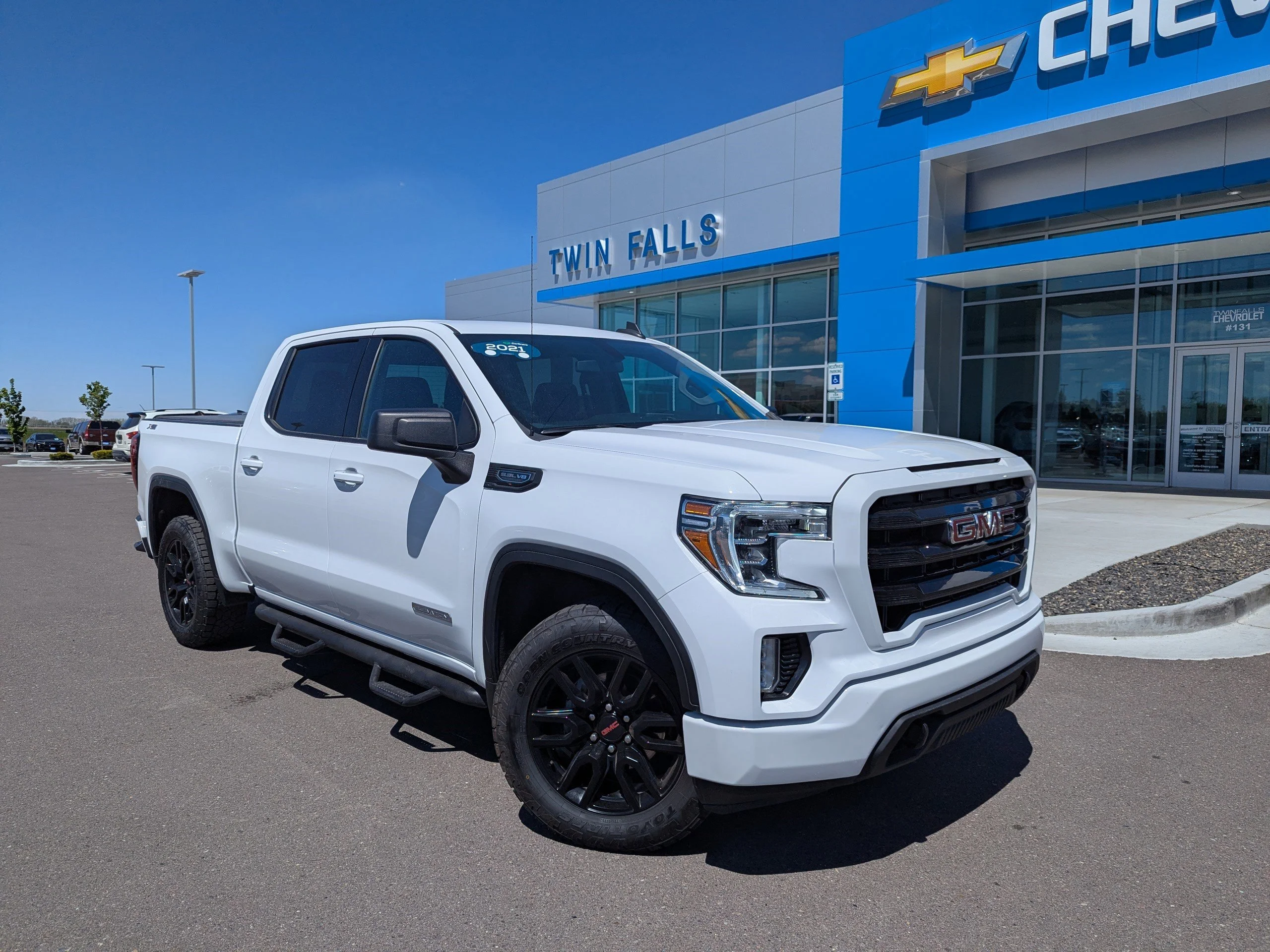 2021 GMC Sierra 4WD Crew Cab Short Box Elevation's photo