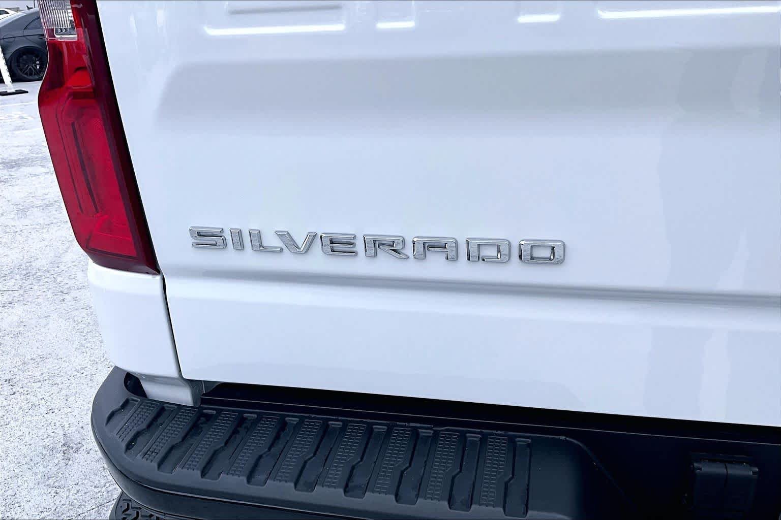 Used 2026 Summit White Chevrolet ZR2 image 61