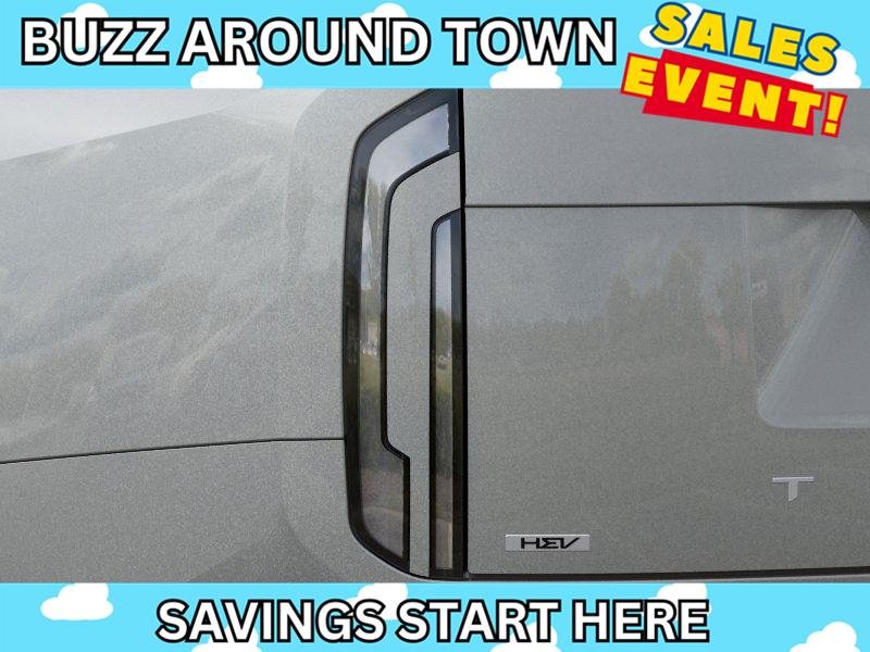 New 2027 Ivory Silver Kia SX image 11