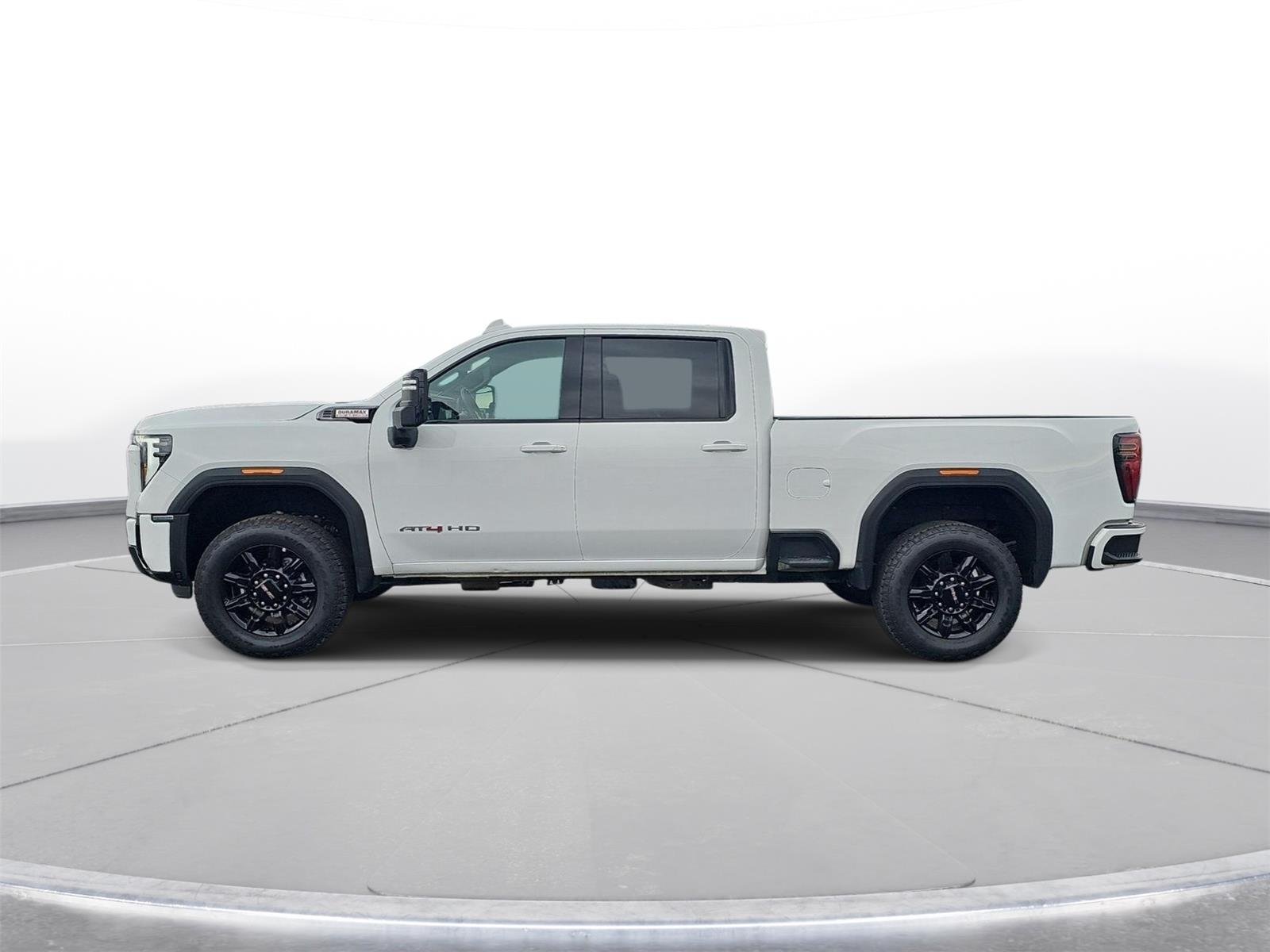 Used 2025 Summit White GMC AT4 image 9