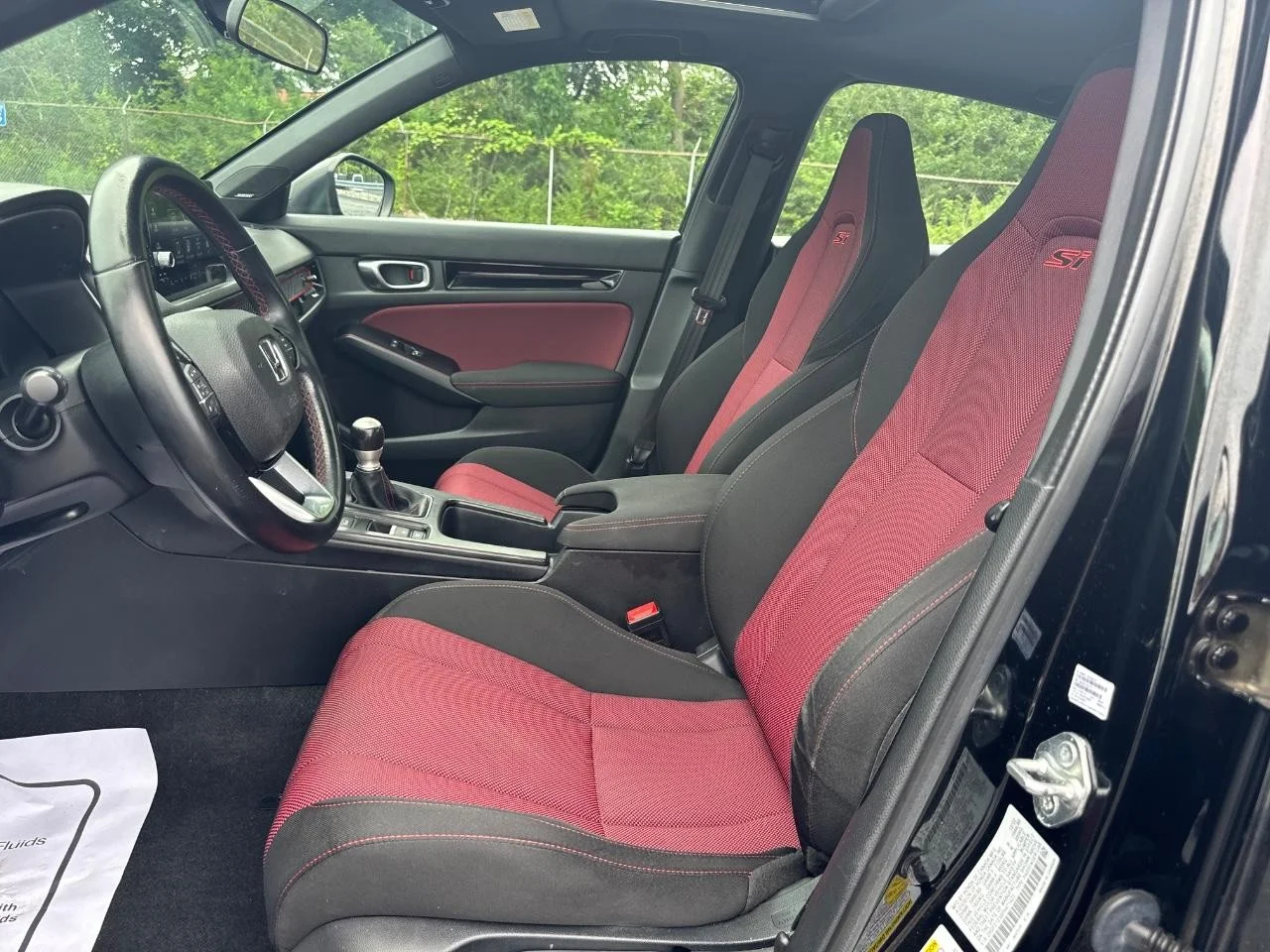 Certified Used 2023 Crystal Black Pearl Honda Si image 18