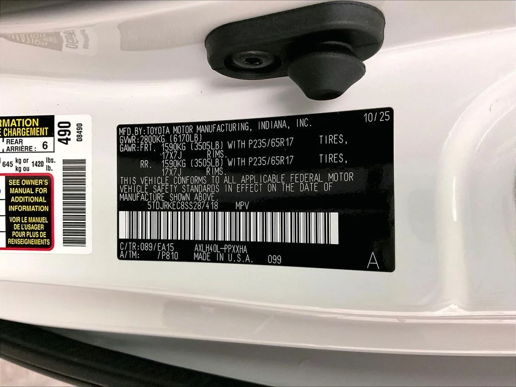 Certified Used 2025 Beige Toyota XLE image 40
