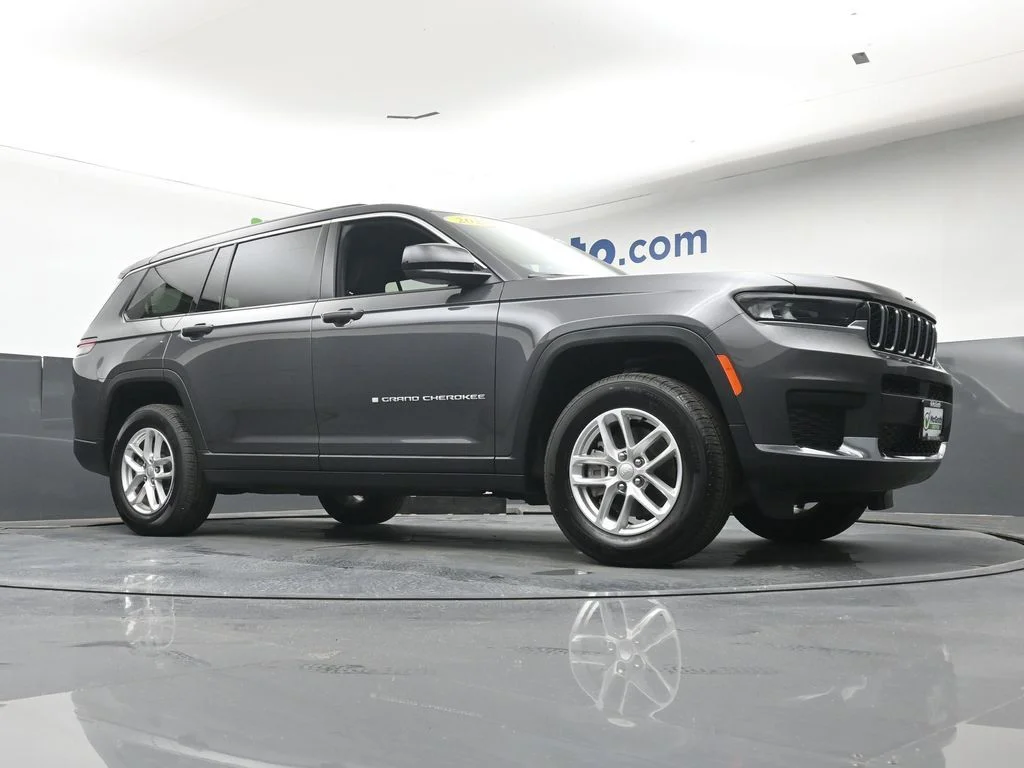 Certified Used 2025 Gray Jeep Laredo image 26