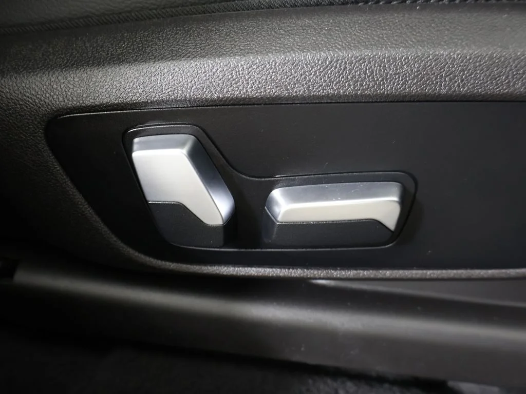 2023 BMW X4 30i - Photo 38