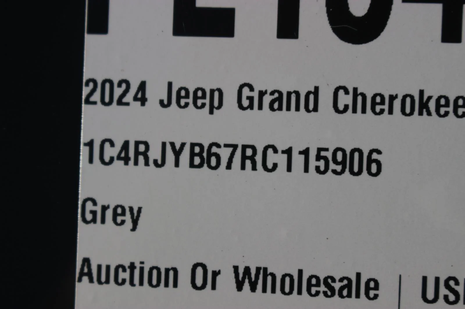 Used 2024 Grey Jeep 4x4 image 43