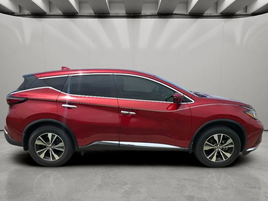Used 2019 Cayenne Red Pearl Metallic Nissan S image 6