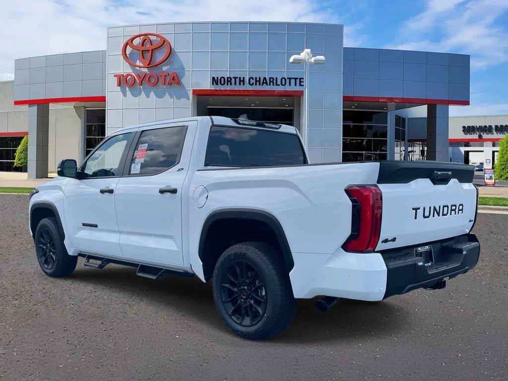 New 2026 Ice Cap Toyota SR5 image 5