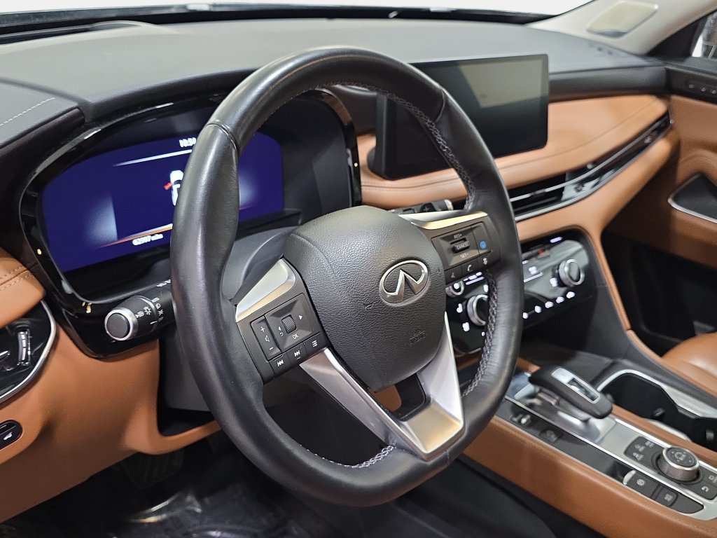 Certified Used 2023 Mineral Black INFINITI Sensory image 12
